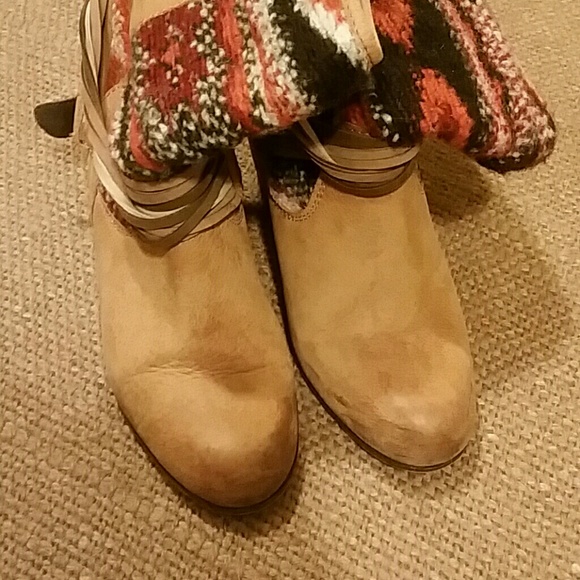 Steve Madden Tolteca cognac leather booties - Picture 7 of 8